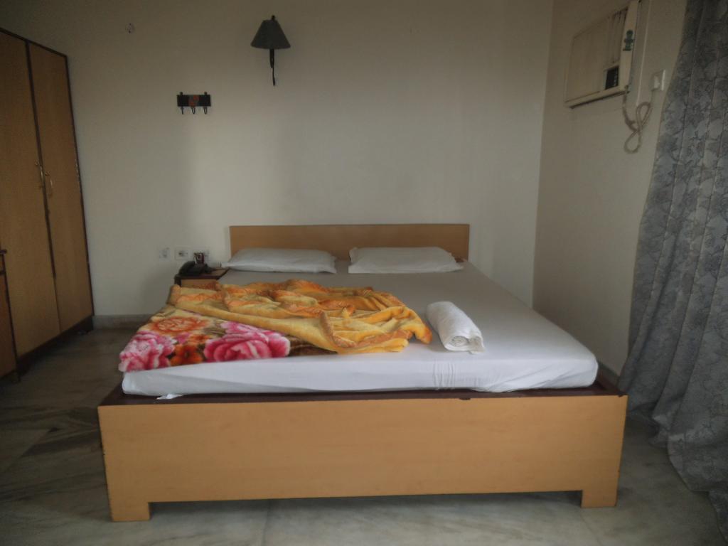 City Centre Hotel Agartala Room photo